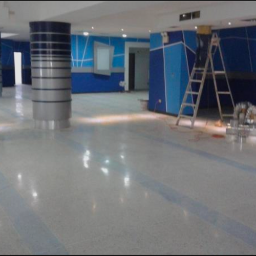 Centro comercial y salas de cine